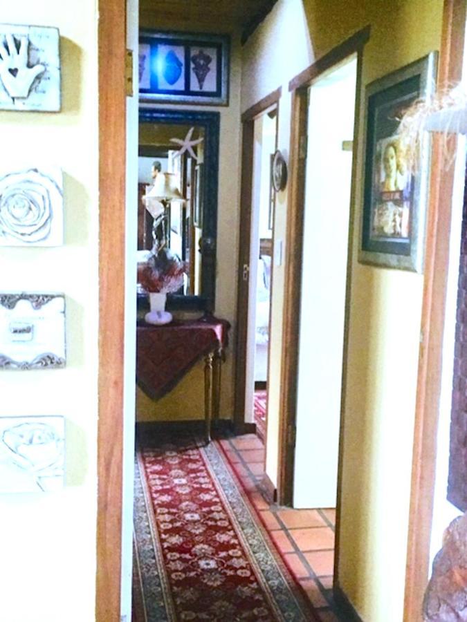 Hotel Dee'S Place Agulhas Esterno foto