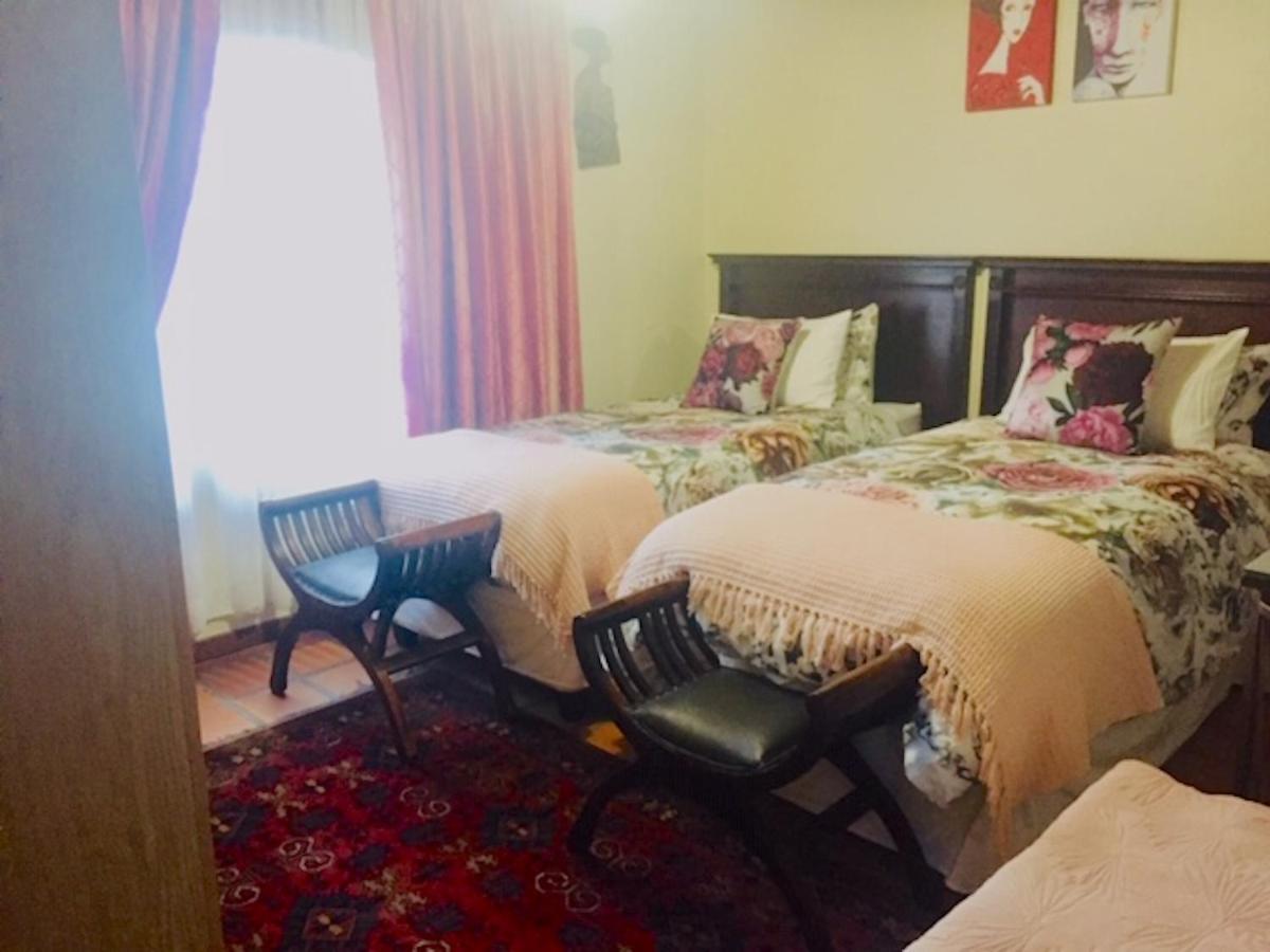 Hotel Dee'S Place Agulhas Esterno foto