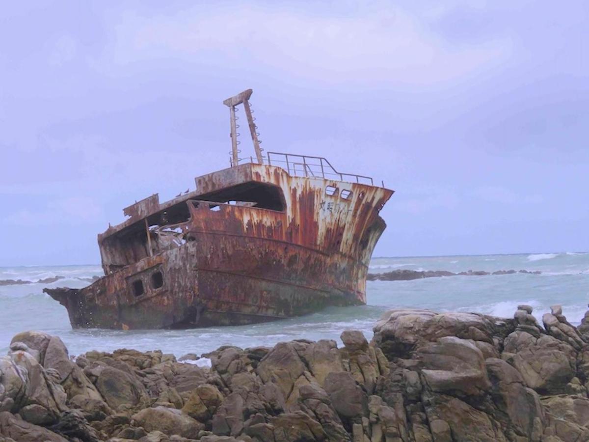 Hotel Dee'S Place Agulhas Esterno foto